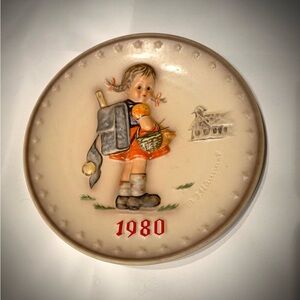 1980 Vintage M.J. Hummel, Goebel W.Germany hand painted Collector’s plate